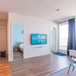 Pier 1167 * שילקזי