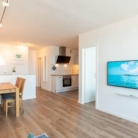 Apartament Pier 1167 *