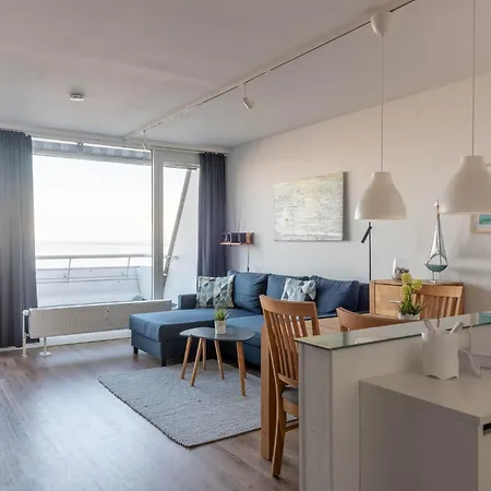 Pier 1167 *